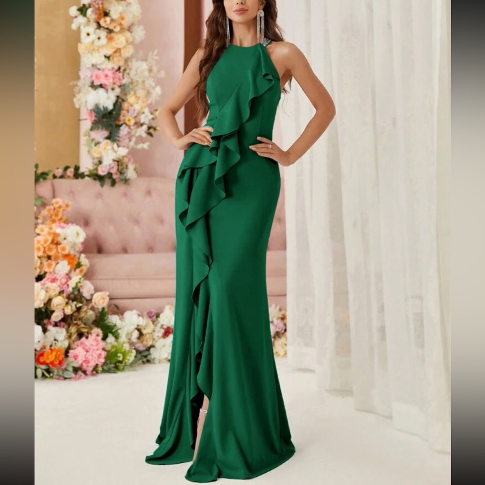 Elegant Green Ruffle-Front Maxi Dress